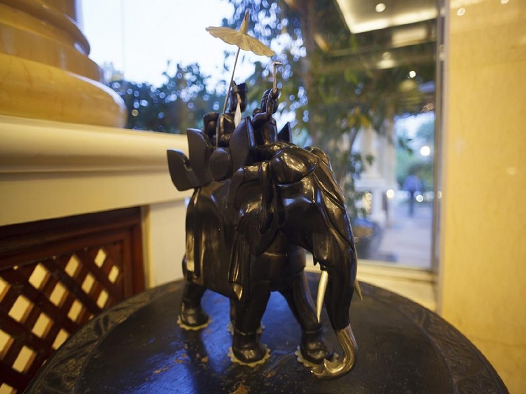 The Hotel Amara Nay Pyi Taw Naypyidaw Buitenkant foto
